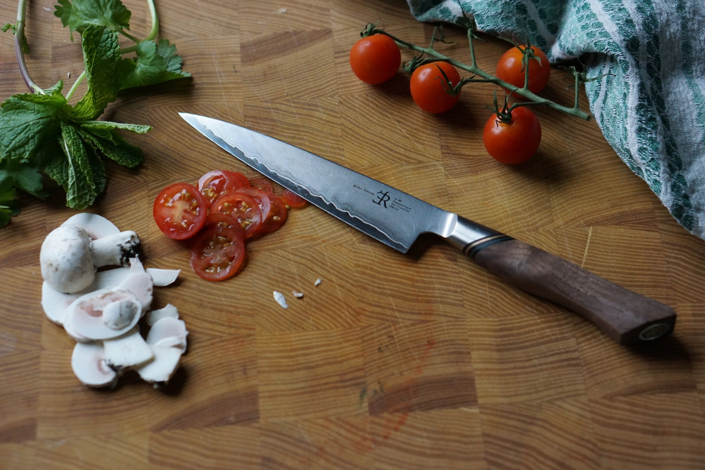 Allzwecksmesser (A-30) – Das unterschätzte Multitalent für jede Küche