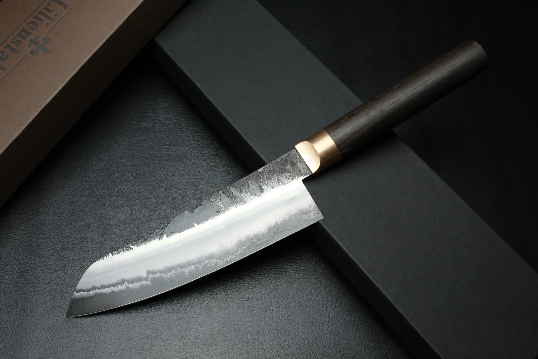 Santoku Bog Oak – Handgeschmiedete Perfektion aus Österreich - CULINOR