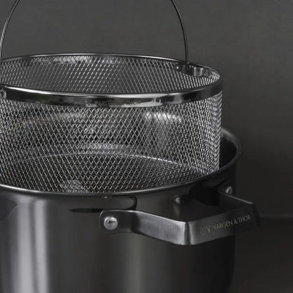 Kochtopf (5,5 Liter)  – Limited Black Steel Edition inkl. Nudelkorb - CULINOR
